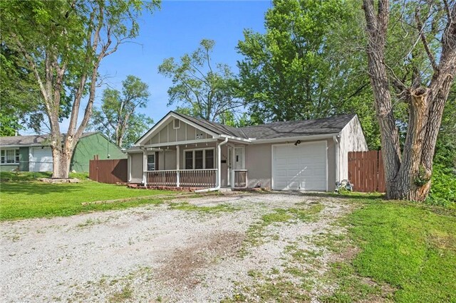 1044 S 50th Dr, Kansas City, KS 66106 - photo 3