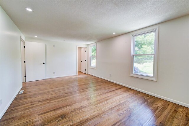 4105 Sunrise Dr, Kansas City, MO 64123 - photo 21