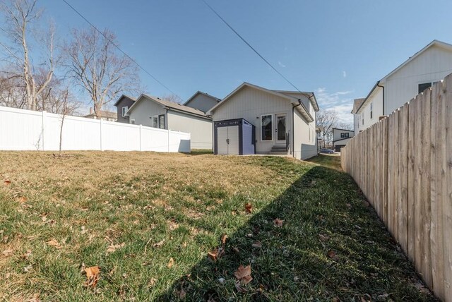 4436 Tracy Ave, Kansas City, MO 64110 - photo 36