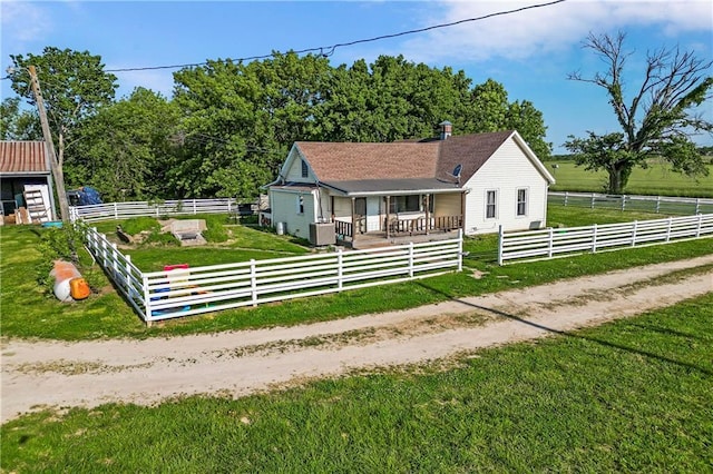 1332 Clark Rd, Williamsburg, KS 66095 - view of front facade featuring a porch