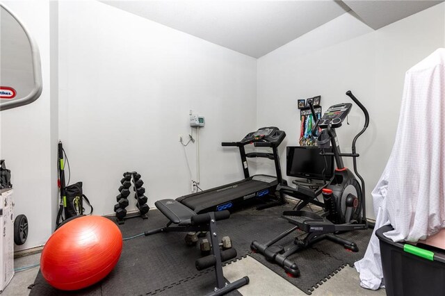 1238 NW 94th Ter, Kansas City, MO 64155 - view of exercise room