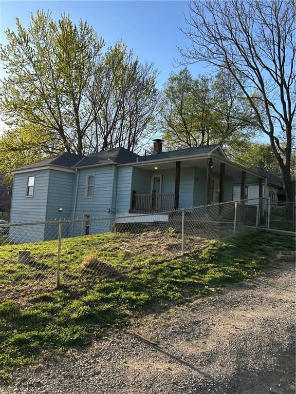 1808 Bellevue St, Saint Joseph, MO 64505 - photo 4