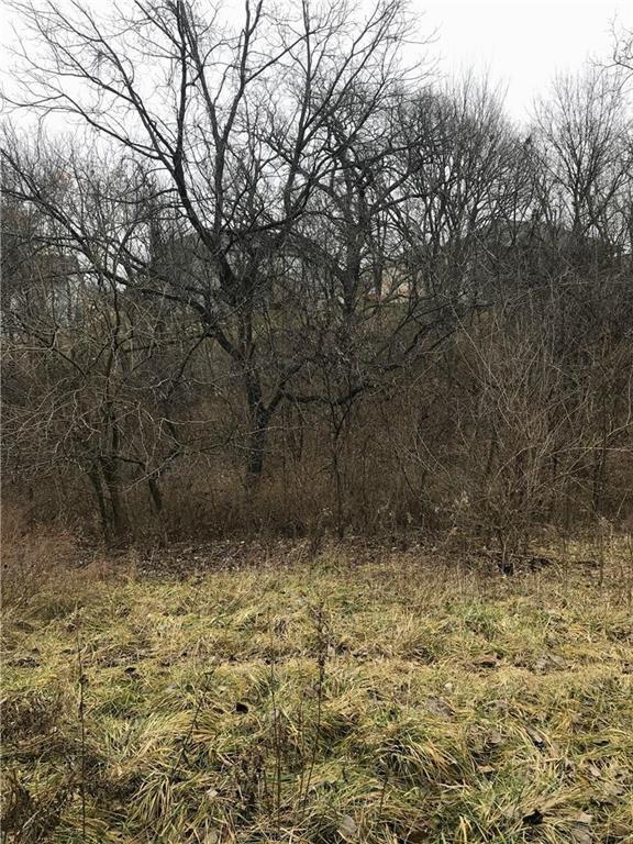 7709 Brook Ln, Kansas City, MO 64139