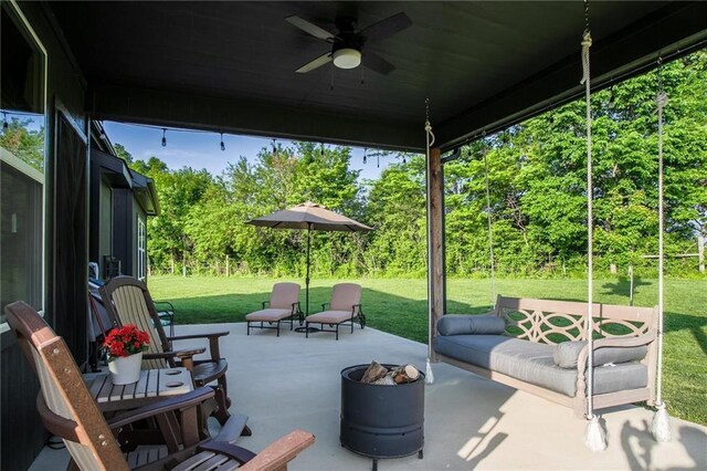 11809 E Ridgeview Ct, Peculiar, MO 64078 - view of patio / terrace with a ceiling fan