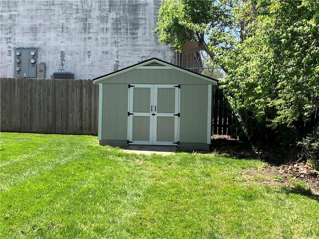 5912 Longview Rd, Kansas City, MO 64134 - view of shed