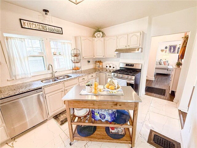 911 W 32nd Ter, Kansas City, MO 64111 - photo 7