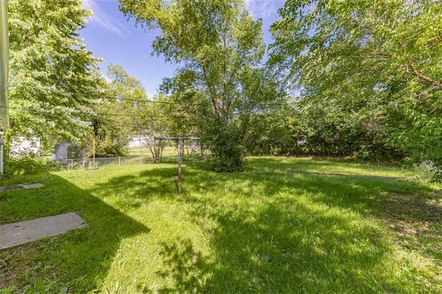 6021 E 151st Ter, Grandview, MO 64030 - view of green lawn