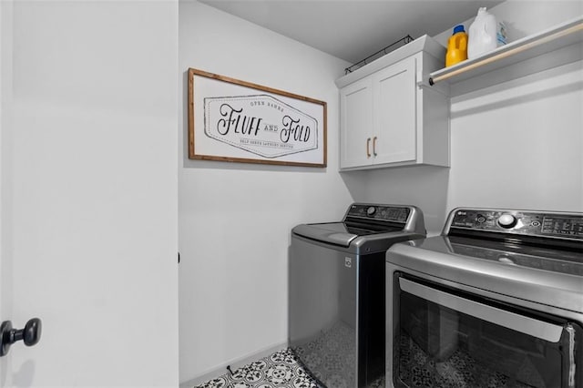 19623 W 196th Ter, Spring Hill, KS 66083 - laundry area with cabinet space, washing machine and dryer, and baseboards