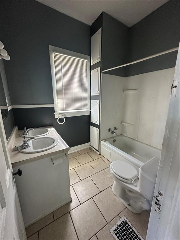 609 N Mulberry St, Maryville, MO 64468 - photo 12
