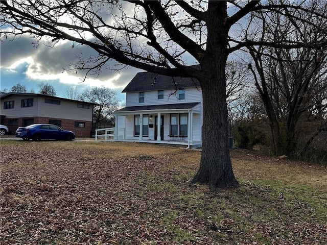 view of front of house with a porch
