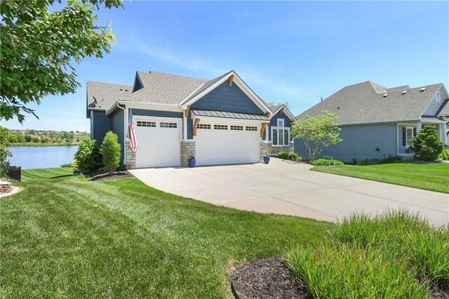 1407 Kensington Ln, Raymore, MO 64083 - photo 2