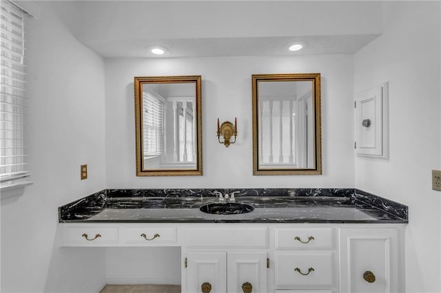 28210 Hedge Ln, Paola, KS 66071 - bathroom featuring vanity