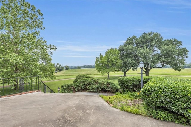 28210 Hedge Ln, Paola, KS 66071 - view of patio / terrace