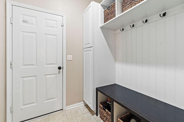 14263 W 129th Ter, Olathe, KS 66062 - mudroom with baseboards