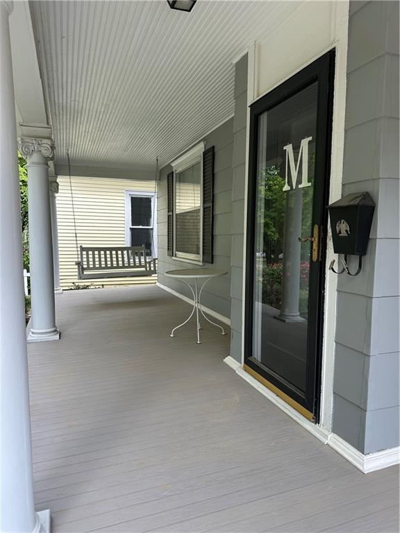 1701 Main St, Lexington, MO 64067 - view of wooden porch