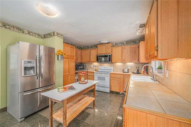 10618 Kaw Dr, Edwardsville, KS 66111 - photo 7