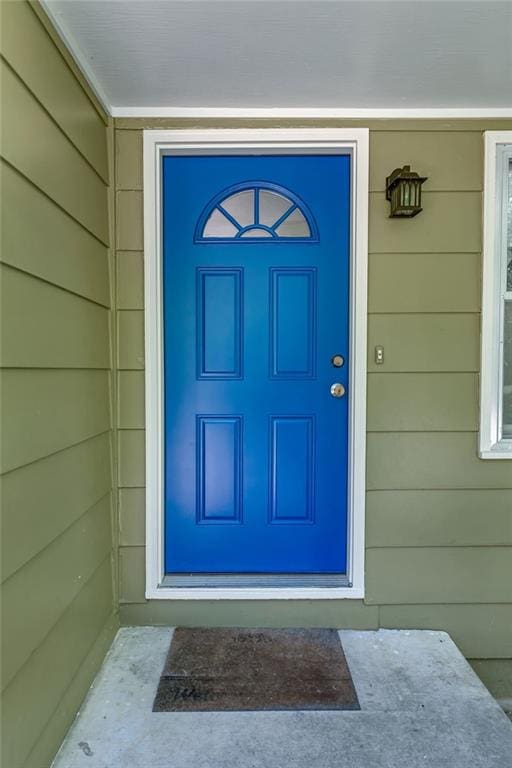 view of property entrance