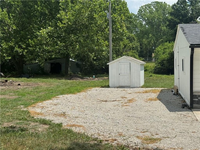 4534 Curtis Rd, Odessa, MO 64076 - photo 33