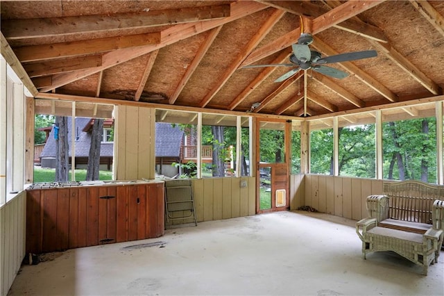 429 SE Lakeside Dr, Lacygne, KS 66040 - unfurnished sunroom featuring ceiling fan