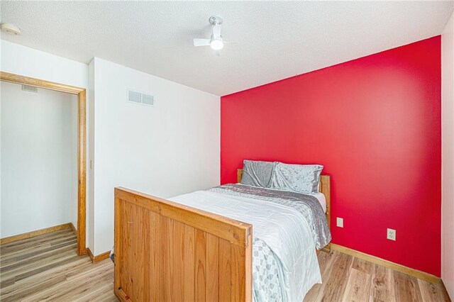 811 S Park Dr, Raymore, MO 64083 - photo 23