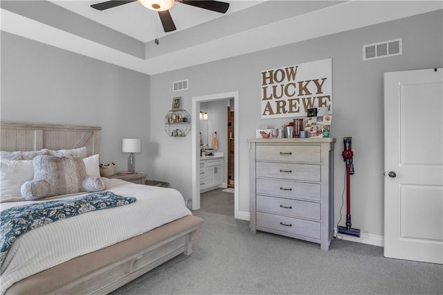 522 NW 110th St, Kansas City, MO 64155 - bedroom featuring carpet, a ceiling fan, ensuite bathroom, and baseboards