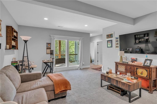 522 NW 110th St, Kansas City, MO 64155 - carpeted living area featuring recessed lighting and baseboards