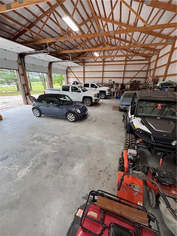 336 SE Zack Wheat Dr, Polo, MO 64671 - view of garage