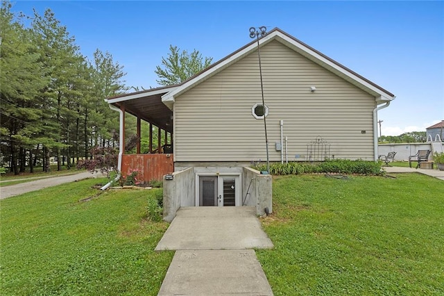 336 SE Zack Wheat Dr, Polo, MO 64671 - view of side of home featuring a yard