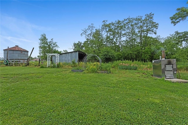 336 SE Zack Wheat Dr, Polo, MO 64671 - view of grassy yard