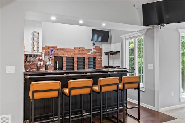 4612 Roberts St, Shawnee, KS 66226 - indoor dry bar with recessed lighting