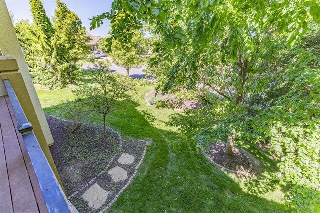 26650 W 100th Pl, Olathe, KS 66061 - view of grassy yard