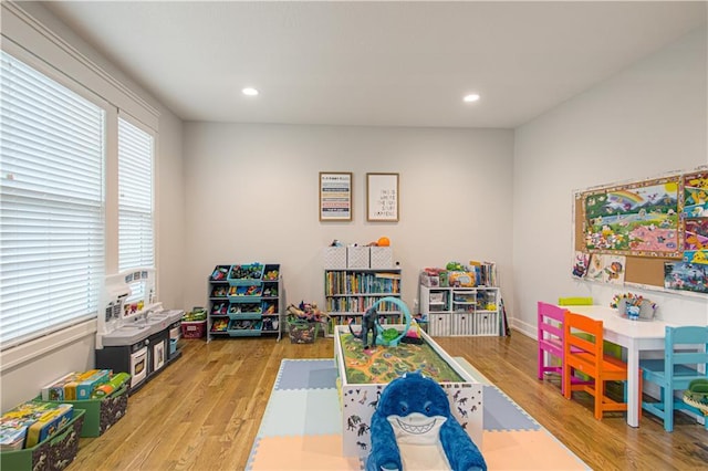 2241 Foxtail Dr, Kearney, MO 64060 - rec room featuring wood finished floors and recessed lighting