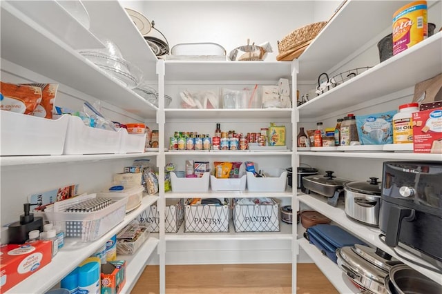 11573 S Mize Rd, Olathe, KS 66061 - view of pantry