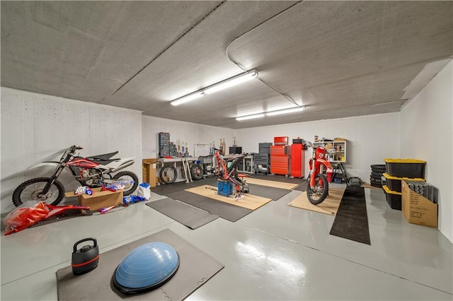 11573 S Mize Rd, Olathe, KS 66061 - view of garage