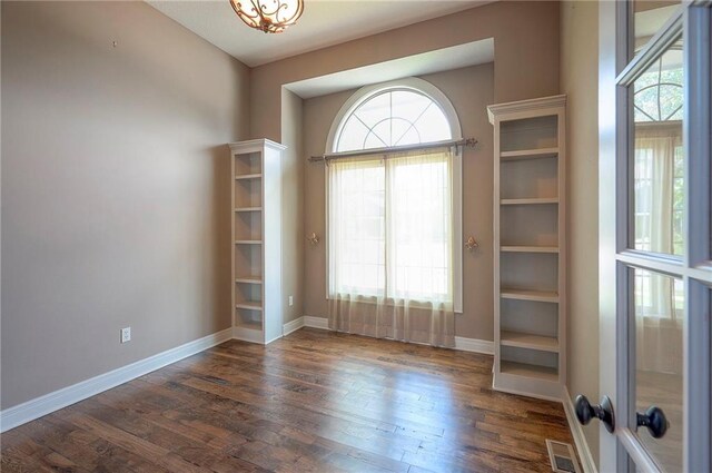 16344 Hayes St, Overland Park, KS 66085 - photo 46