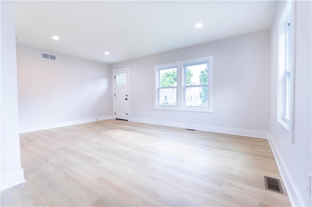3312 Delavan Ave, Kansas City, KS 66104 - foyer with light wood-style flooring, recessed lighting, and baseboards