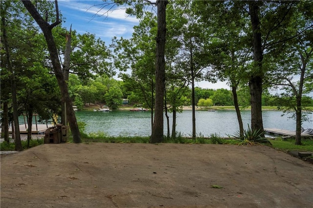 358 Lakeside Dr, La Cygne, KS 66040