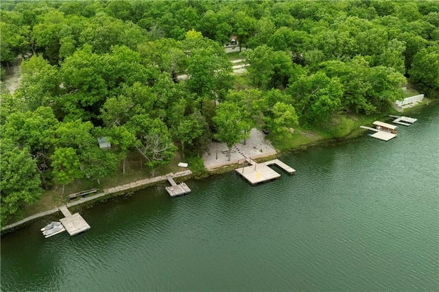 358 Lakeside Dr, La Cygne, KS 66040