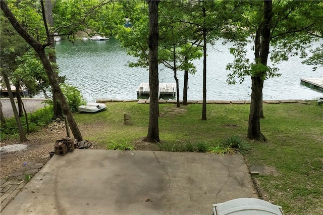 358 Lakeside Dr, La Cygne, KS 66040