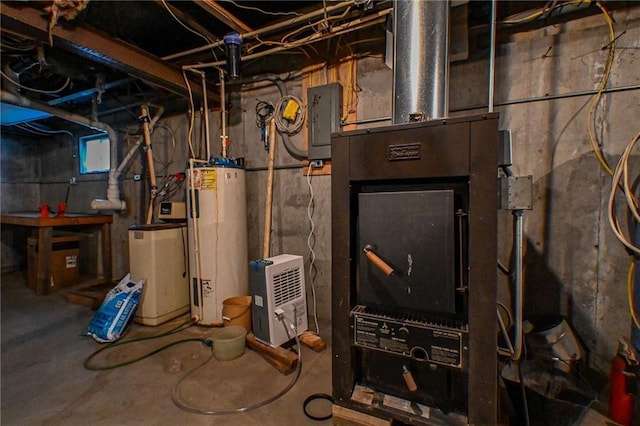 20435 Rb Hwy, Flemington, MO 65650 - utility room with water heater and electric panel