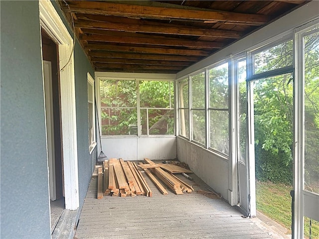 view of unfurnished sunroom