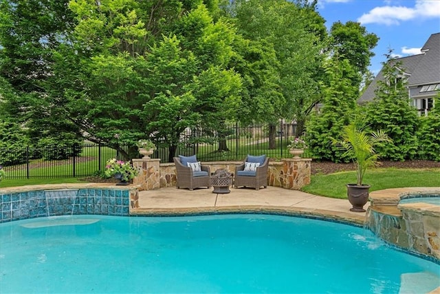 12613 Sherwood St, Leawood, KS 66209 - view of swimming pool featuring a fenced backyard, a patio, and a pool with connected hot tub