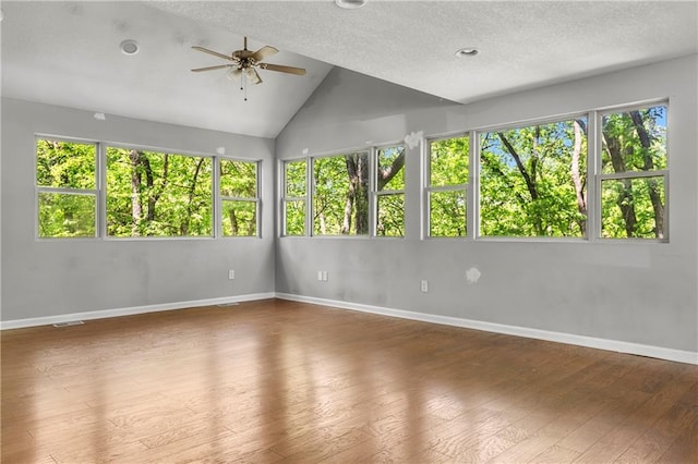 13330 Waverly Rd, Olathe, KS 66061 - photo 21