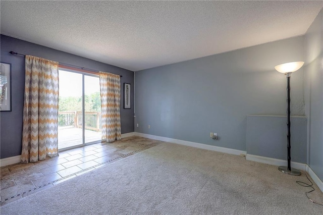 4729 Halsey St, Shawnee, KS 66216 - empty room with a textured ceiling and carpet floors