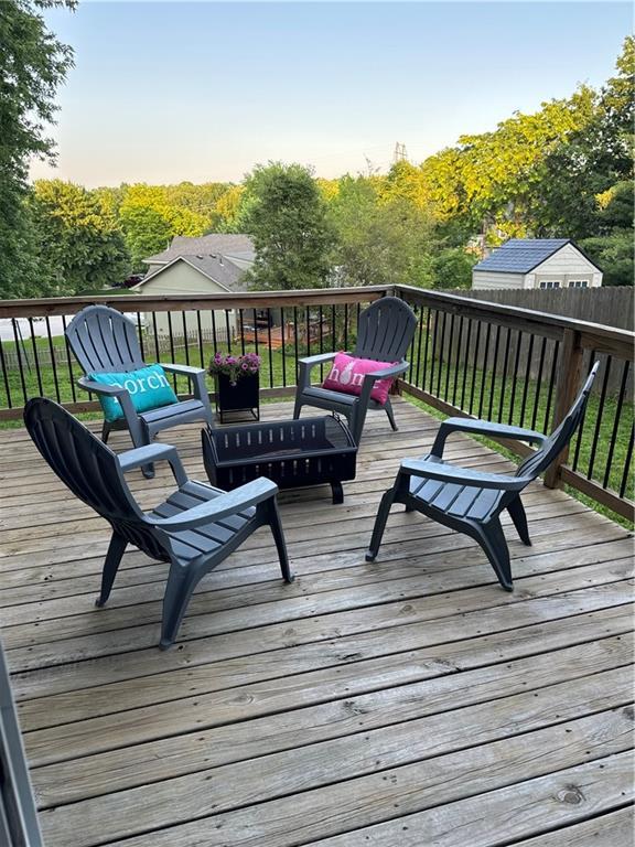 4729 Halsey St, Shawnee, KS 66216 - view of wooden terrace