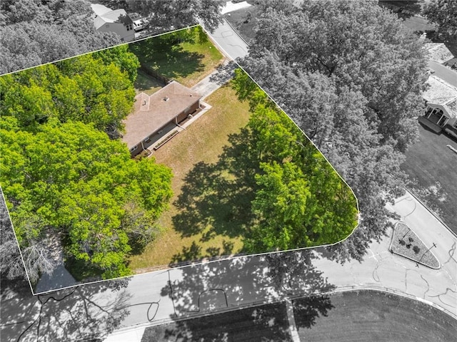 aerial view of property's location with property parcel outlined
