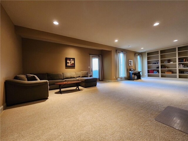 14650 NW 66th Ter, Parkville, MO 64152 - carpeted living room featuring recessed lighting and baseboards