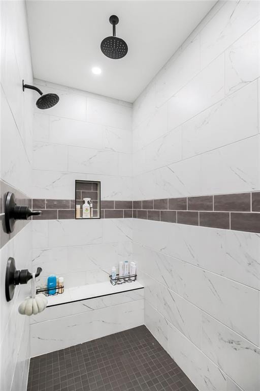 4403 Goldfield St, Lawrence, KS 66049 - full bathroom featuring a tile shower