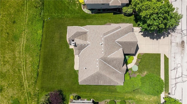 10233 N Prospect Ave, Kansas City, MO 64155 - aerial view of property and surrounding area
