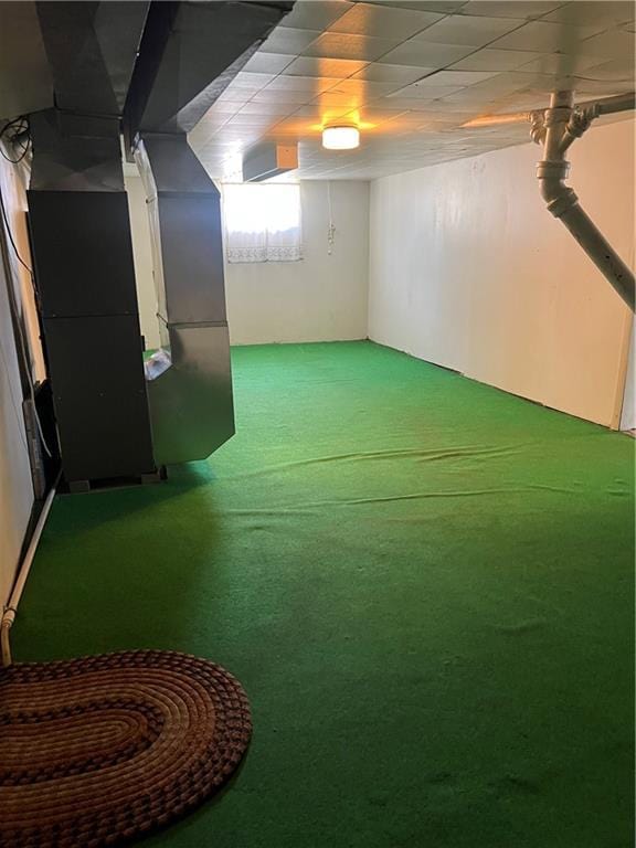 5720 NW 51st St, Kansas City, MO 64151 - finished below grade area with carpet and heating unit